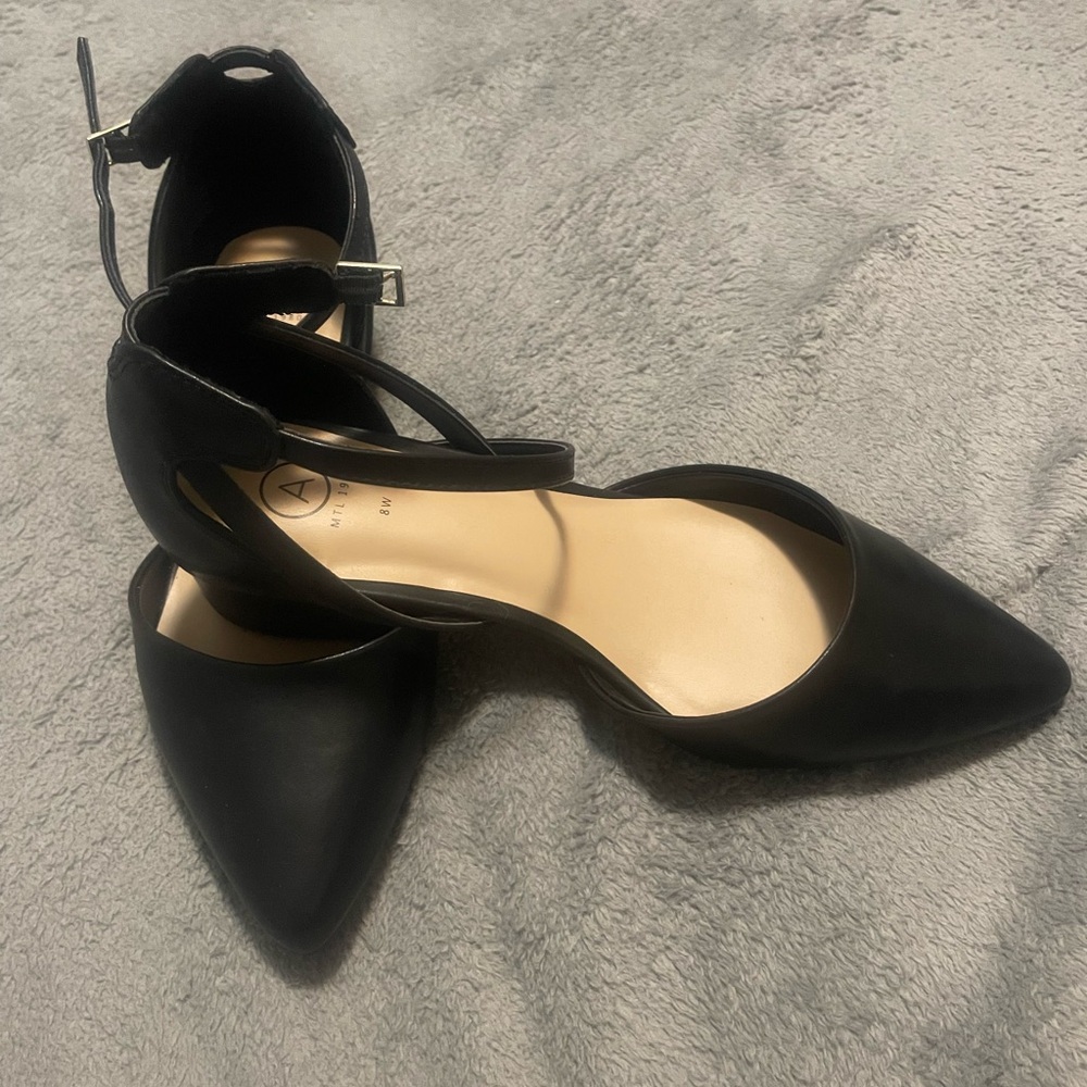 ADDITION-ELLE Like new low block heel pointy toe shoes (8W)